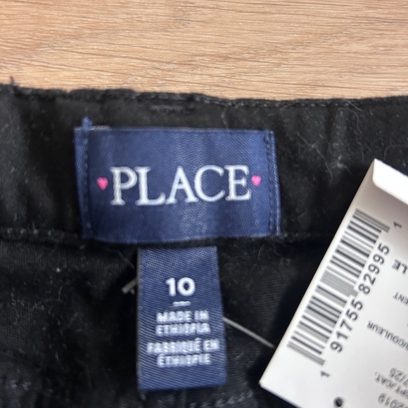 Children’s Place Girls Size 10 Black Bermuda Long Cotton Spandex Shorts NWT - Picture 2 of 4